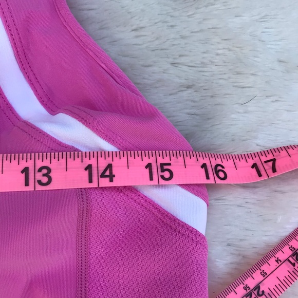 Nike Athletic Tank w Shelf Bra - Picture 3 of 6